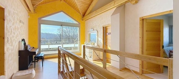 5 bedrooms House in Cranves-Sales, France No. 201504 2