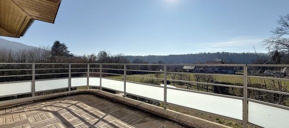 5 bedrooms House in Cranves-Sales, France No. 201504 10