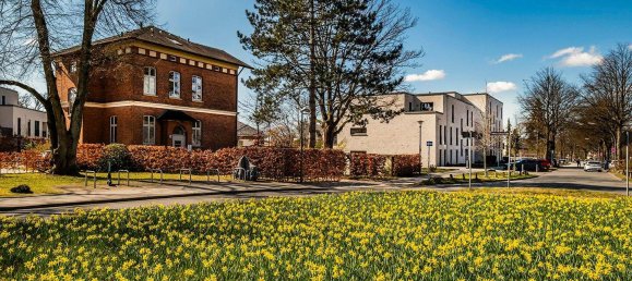 Parking in Hamburg-Nord, Germany No. 341322 2