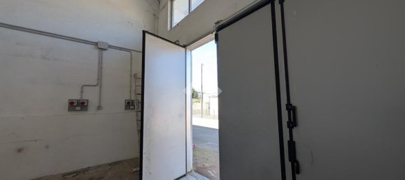 1غرفة مستودع في Pomezia, Italy رقم 52461 74