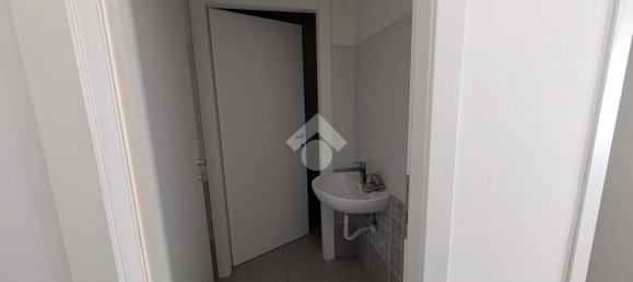 1غرفة مستودع في Pomezia, Italy رقم 52461 89