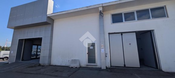 1غرفة مستودع في Pomezia, Italy رقم 52461 48