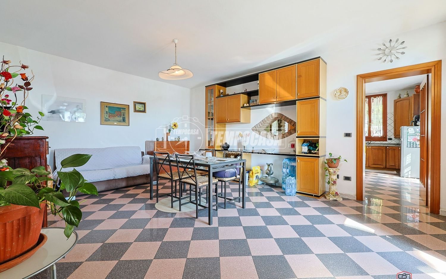 4 rooms Apartment in Bologna, Italy No. 170880