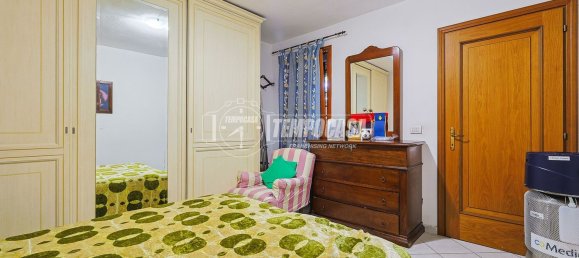 4 rooms Apartment in Bologna, Italy No. 170880 15