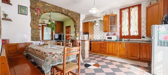 4 rooms Apartment in Bologna, Italy No. 170880 8