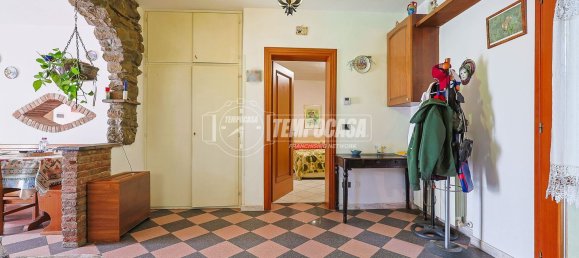 4 rooms Apartment in Bologna, Italy No. 170880 13