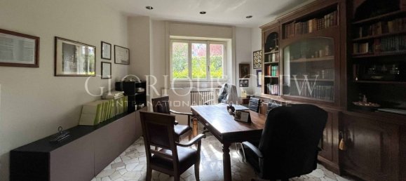 2 bedrooms Apartment in Milan, Italy No. 318014 10