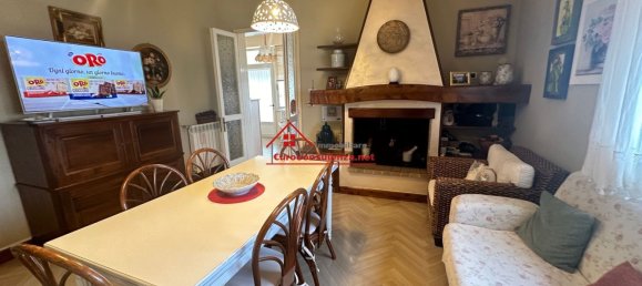 Дом с 8 комнатами в Melissano, Италия № 71167 21