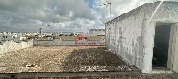 Дом с 8 комнатами в Melissano, Италия № 71167 29