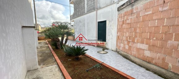 Дом с 8 комнатами в Melissano, Италия № 71167 47