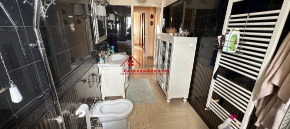 Дом с 8 комнатами в Melissano, Италия № 71167 15