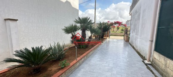 Дом с 8 комнатами в Melissano, Италия № 71167 48