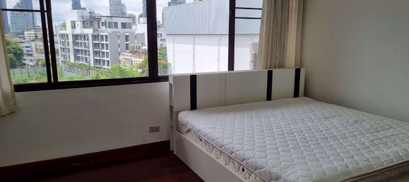 3 bedrooms Condo in Watthana, Thailand No. 9174 12