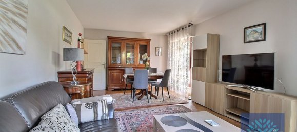 2 bedrooms Apartment in Puteaux, France No. 151699 2