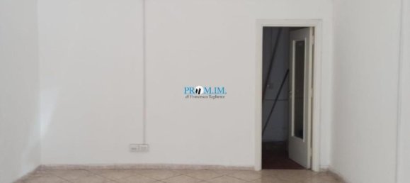 Gewerbliche Immobilie in Naples, Italy 45m², Nr. 317250 6
