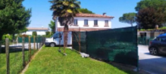 2 rooms Apartment in Eraclea, Italy No. 257907 4