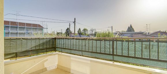 2 rooms Apartment in Somma Lombardo, Italy No. 89567 10