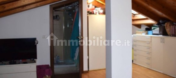 2 bedrooms Apartment in Bergamo, Italy No. 301557 3