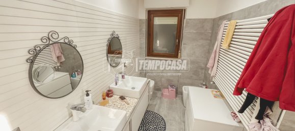 2 bedrooms Apartment in Civitavecchia, Italy No. 144099 5