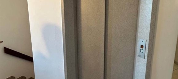 Apartamento de 2 dormitorios en Suzzara, Italy No. 352008 27