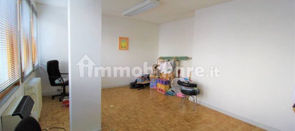 1-Zimmer Büro in Colle di Val d'Elsa, Italy, Nr. 217952 6