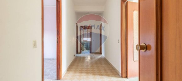 3 rooms Apartment in San Lorenzo Nuovo, Italy No. 108716 10