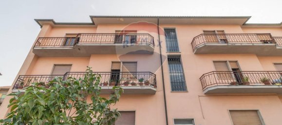3 rooms Apartment in San Lorenzo Nuovo, Italy No. 108716 7
