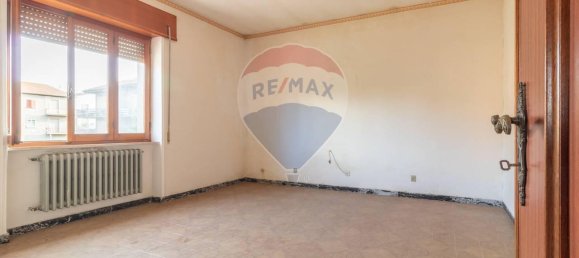 3 rooms Apartment in San Lorenzo Nuovo, Italy No. 108716 24