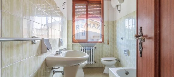 3 rooms Apartment in San Lorenzo Nuovo, Italy No. 108716 21