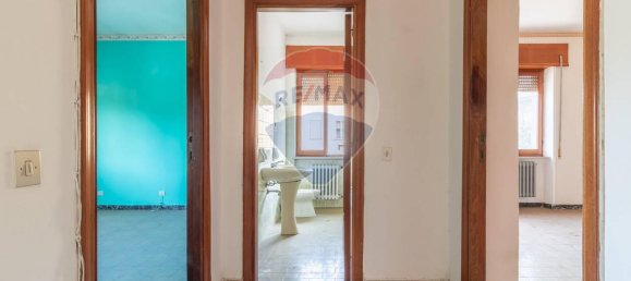 3 rooms Apartment in San Lorenzo Nuovo, Italy No. 108716 19