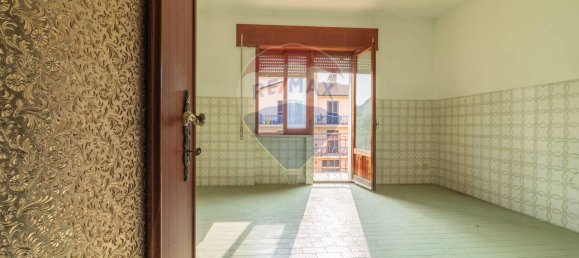 3 rooms Apartment in San Lorenzo Nuovo, Italy No. 108716 15