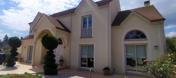 Casa de 1 dormitorio en Tournan-en-Brie, France No. 184335 2