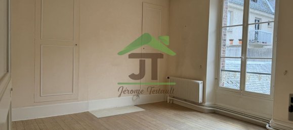 Moradia em banda T3 em Chateaudun, France N.º 260790 2