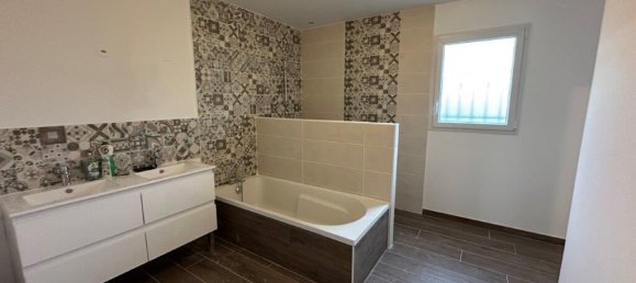 3 غرف نوم منزل في Saint-Martin-d'Abbat, France رقم 82433 5