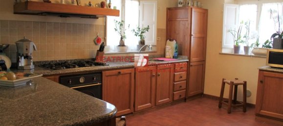 7 rooms Villa in Capannori, Italy No. 98049 19