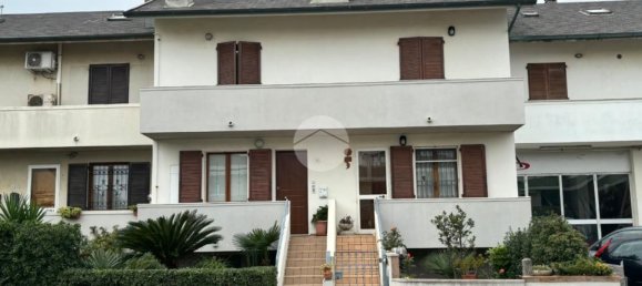 4-salle Maison à Fano, Italy No. 153263 18