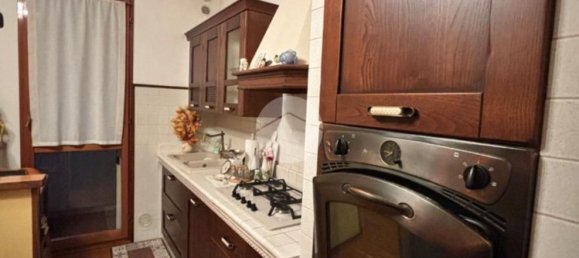 4-salle Maison à Fano, Italy No. 153263 7