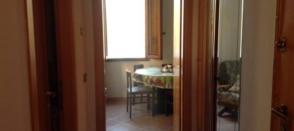2-salle Appartement à Montecatini Terme, Italy No. 174736 6