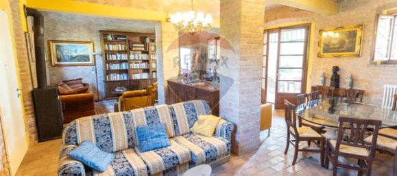 5 bedrooms Villa in Fidenza, Italy No. 308745 17