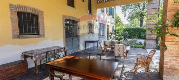 5 bedrooms Villa in Fidenza, Italy No. 308745 6