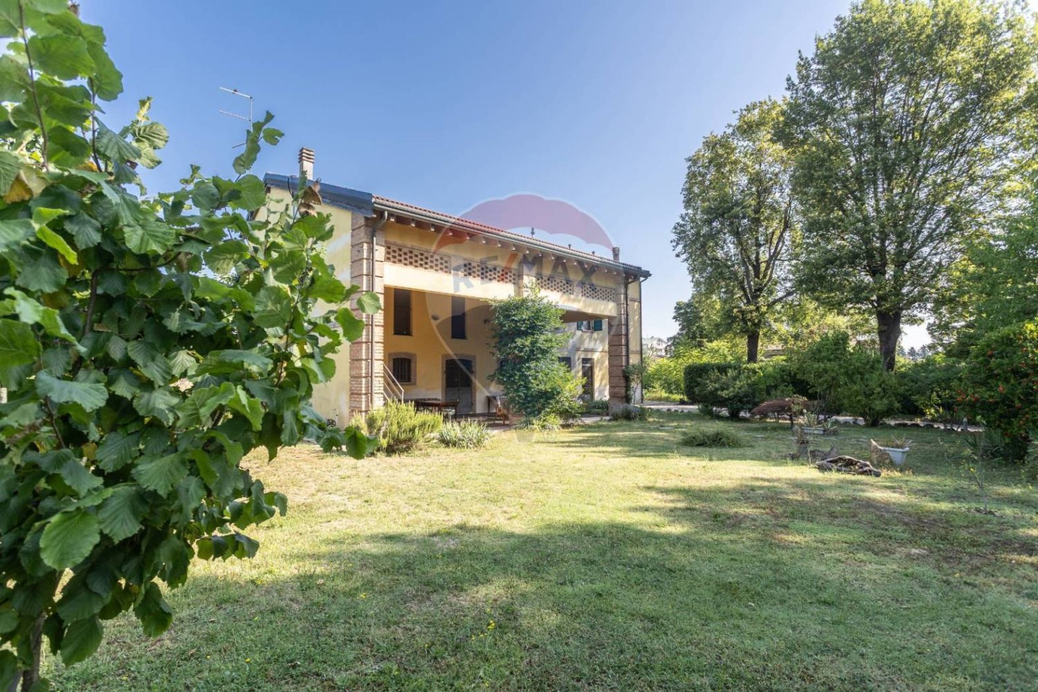 5 bedrooms Villa in Fidenza, Italy No. 308745