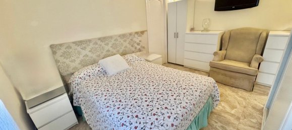 Casa de 4 dormitorios en Alicante, Spain No. 160371 20