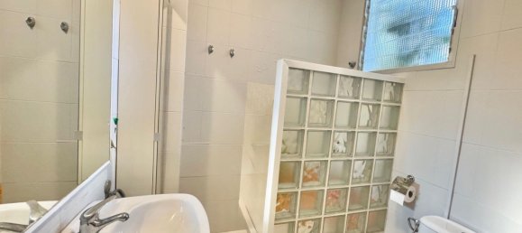 Casa de 4 dormitorios en Alicante, Spain No. 160371 8