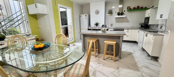 Casa de 4 dormitorios en Alicante, Spain No. 160371 47