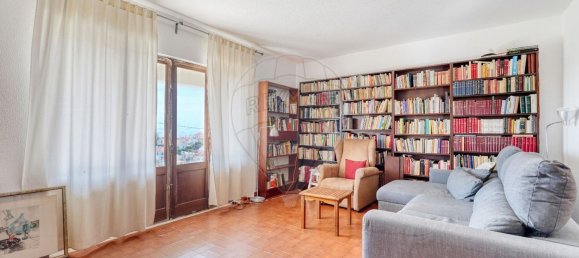 3 Schlafzimmer Haus in Colares, Portugal, Nr. 178105 2