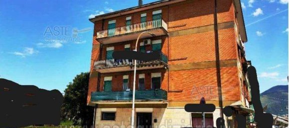 5 rooms Apartment in Roccasecca, Italy No. 200930 13