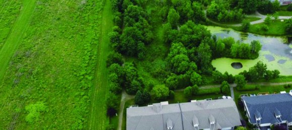 3 Schlafzimmer Haus in Hamilton, Canada, Nr. 671 2