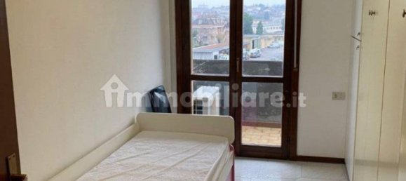 Квартира с 2 спальнями в Дезенцано дель Гарда, Италия № 187863 3