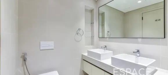 Квартира с 2 спальнями в Dubai Harbour, ОАЭ № 106034 11