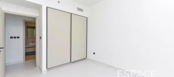 Квартира с 2 спальнями в Dubai Harbour, ОАЭ № 106034 8